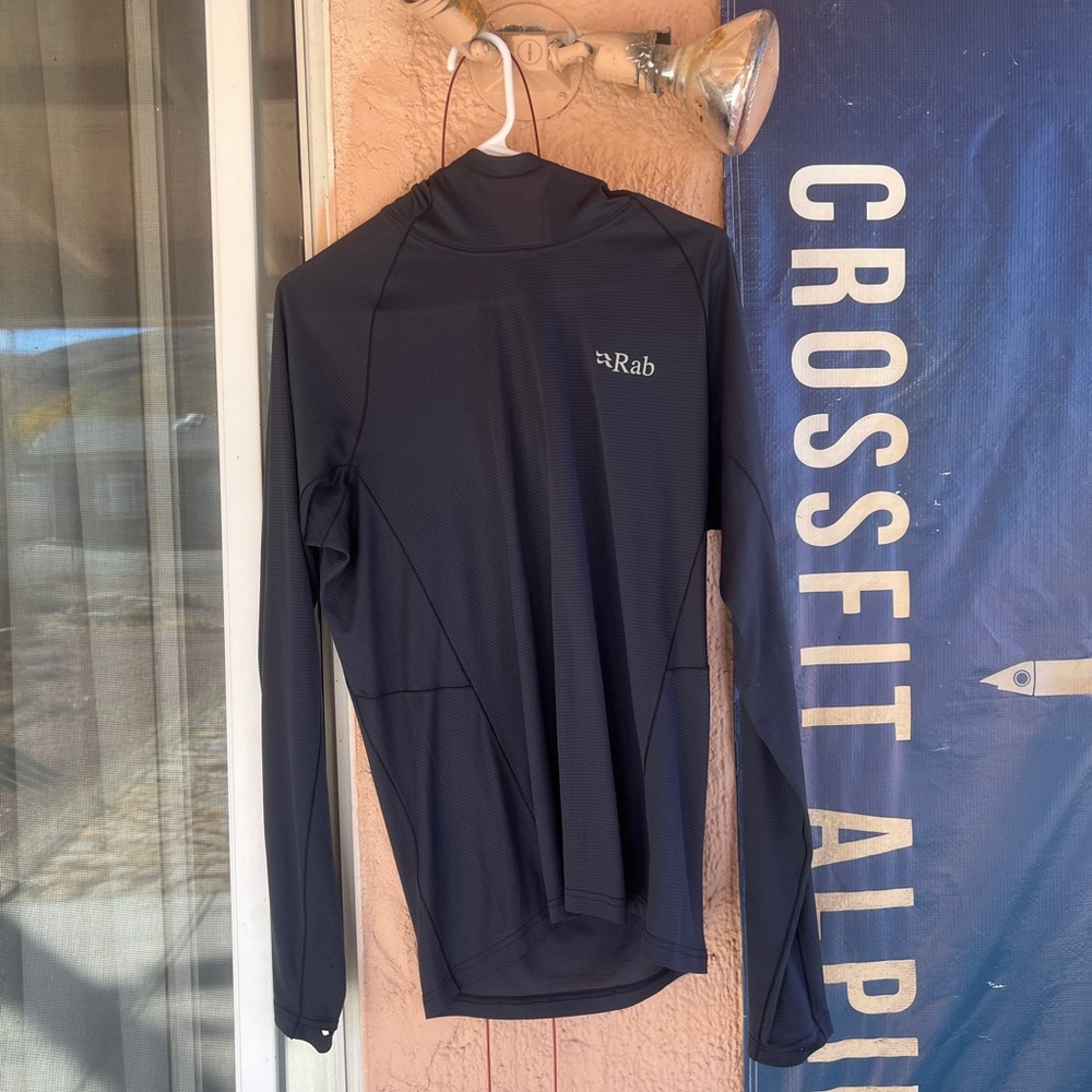 Rab Men's grey pulse sunhoody - Picture 2 of 5